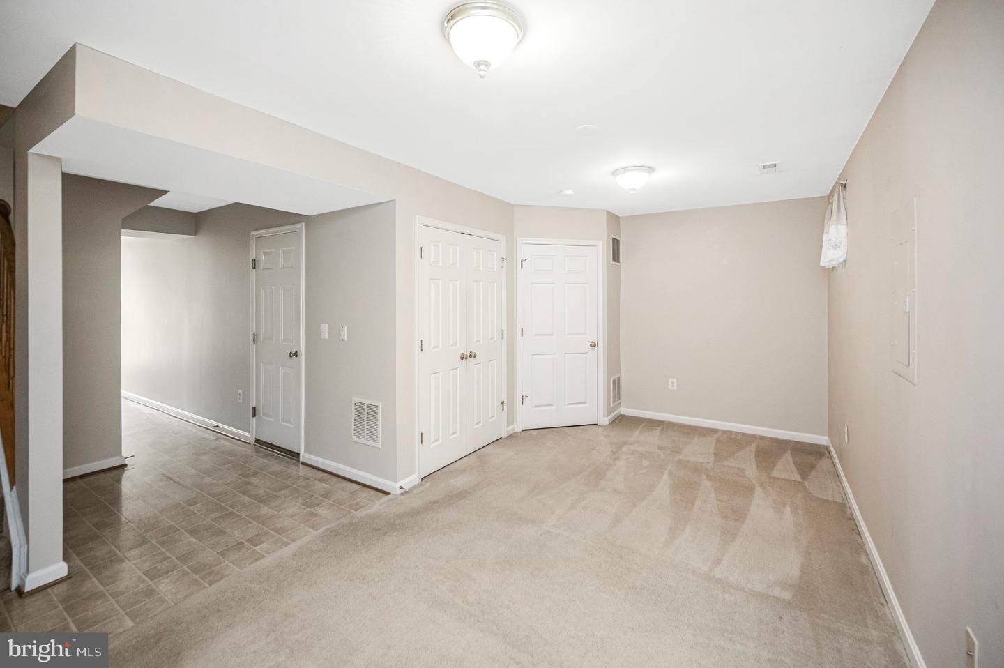 605 Galway Ln Property Photo 18