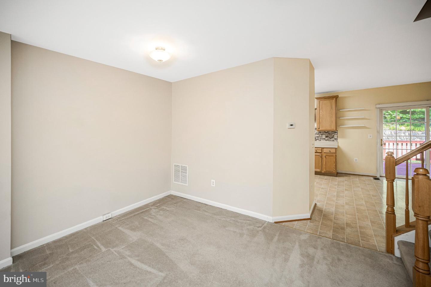 605 Galway Ln Property Photo 28