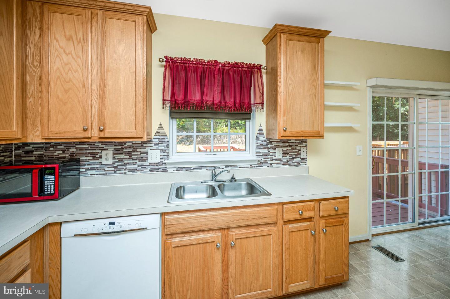 605 Galway Ln Property Photo 42