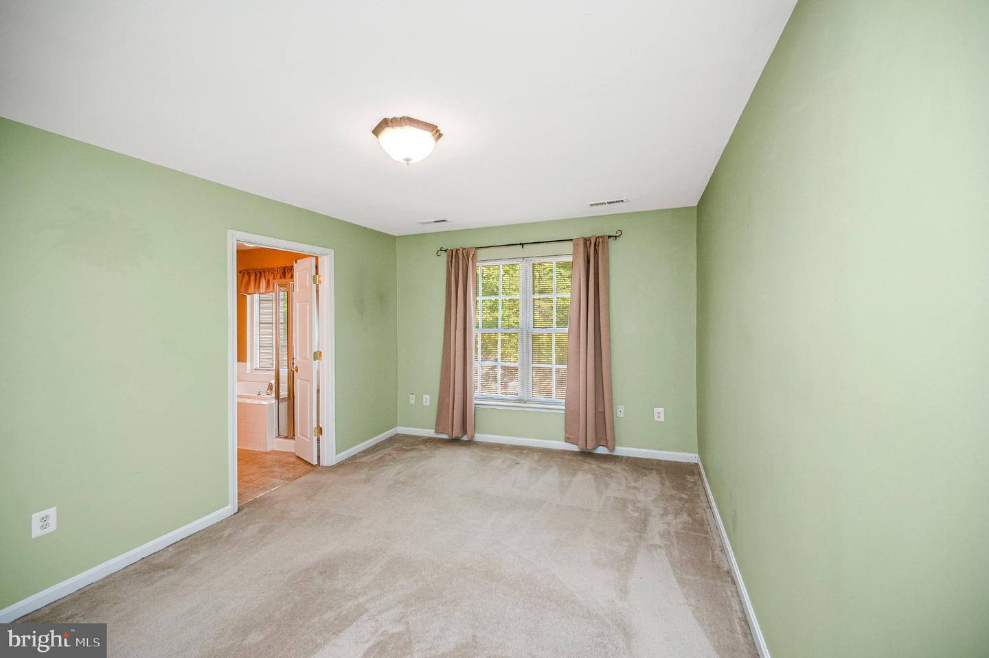 605 Galway Ln Property Photo 49