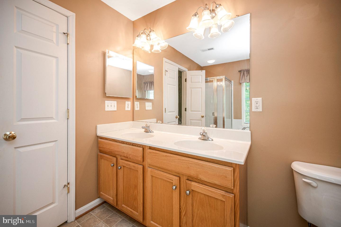 605 Galway Ln Property Photo 54