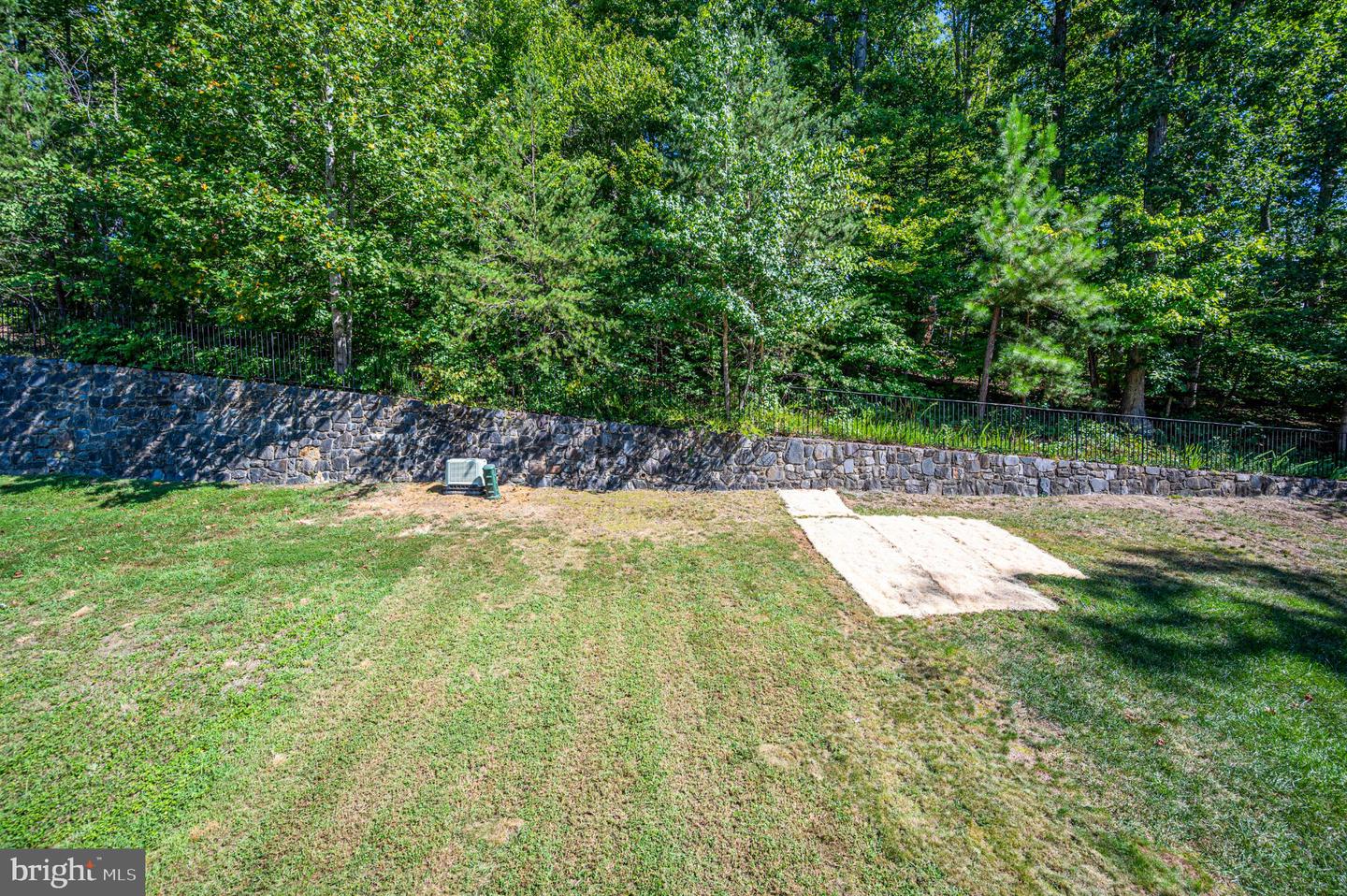 605 Galway Ln Property Photo 68