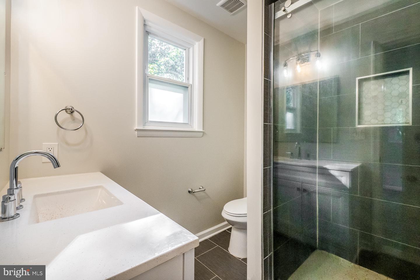 53 Inez Way Property Photo 12