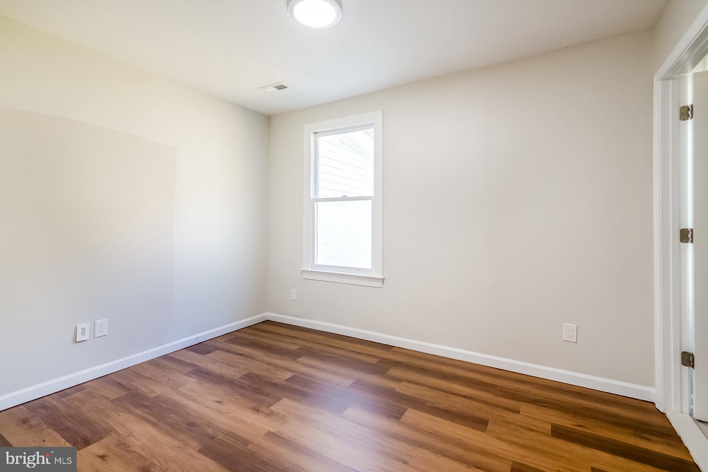53 Inez Way Property Photo 14