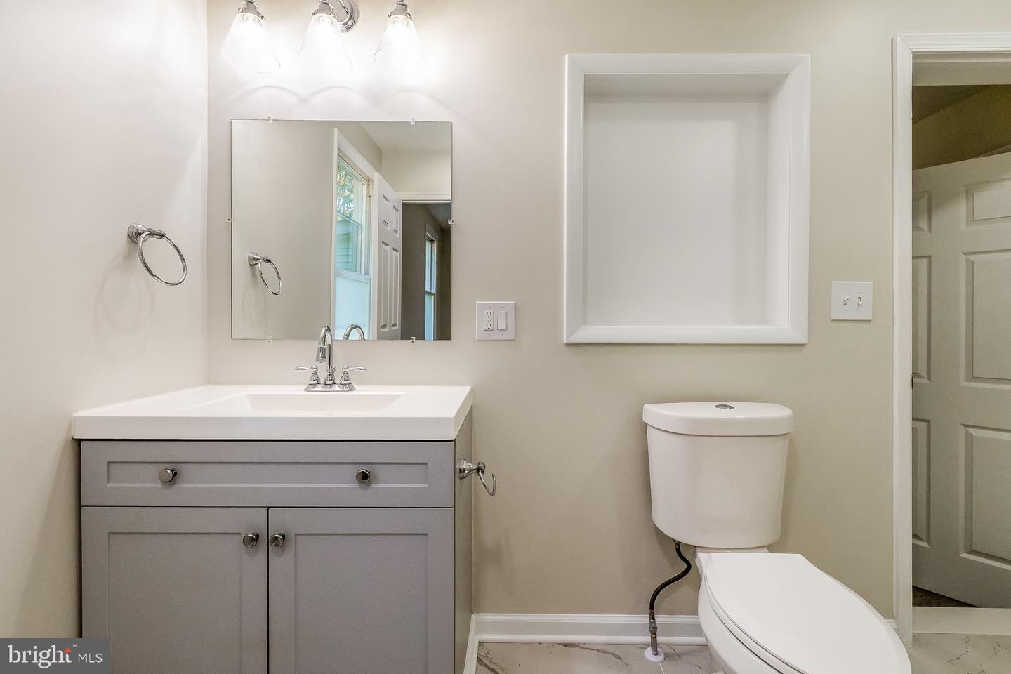 53 Inez Way Property Photo 15