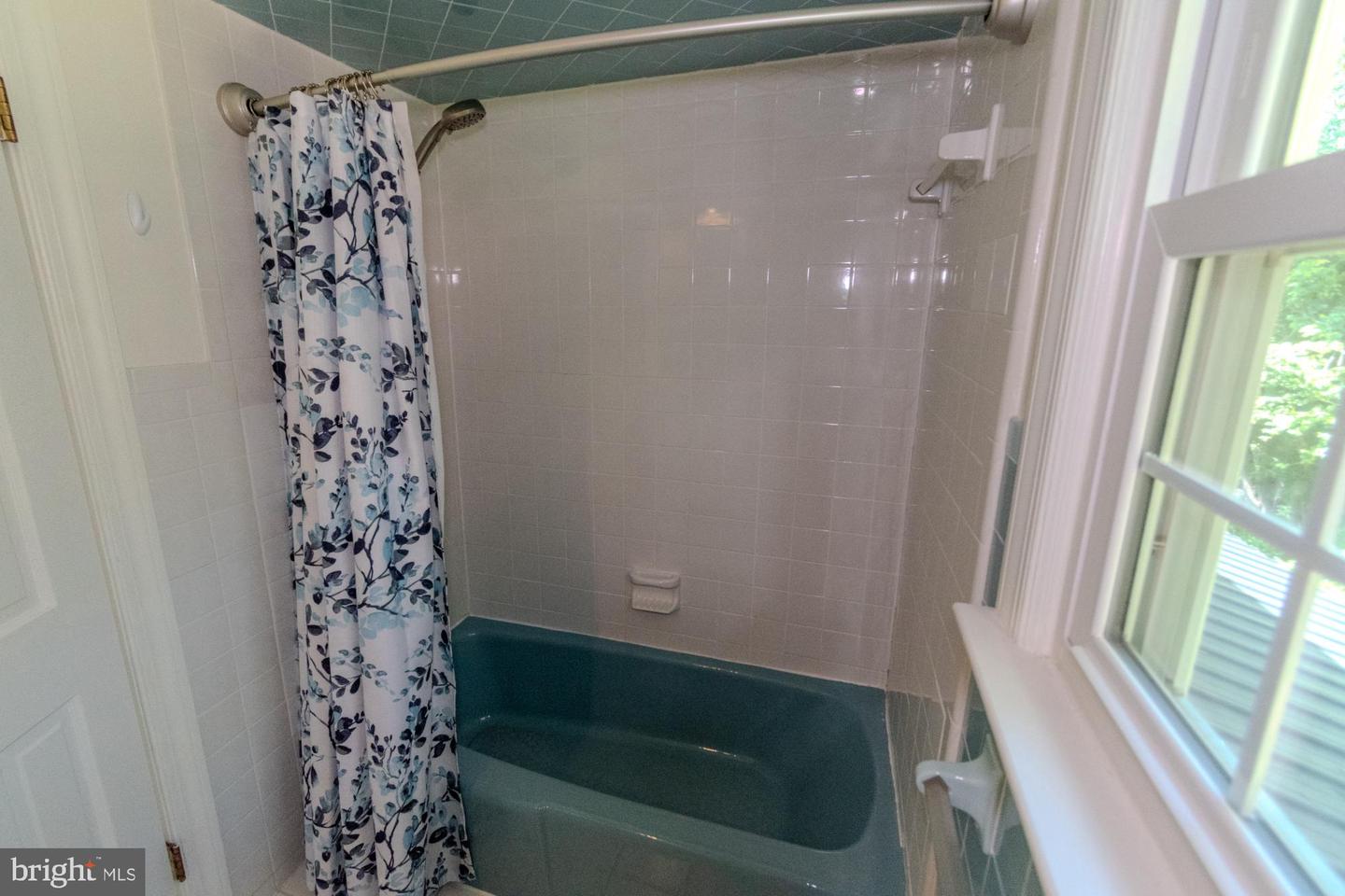 428 Ingleside Dr Property Photo 36