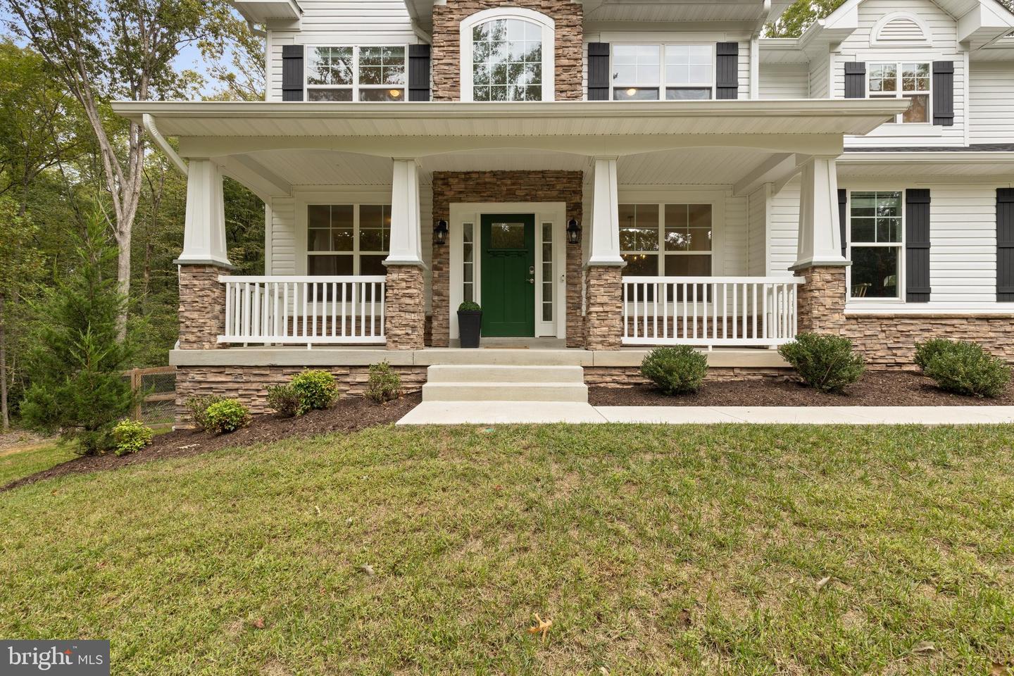 6 Helm Ct Property Photo 7