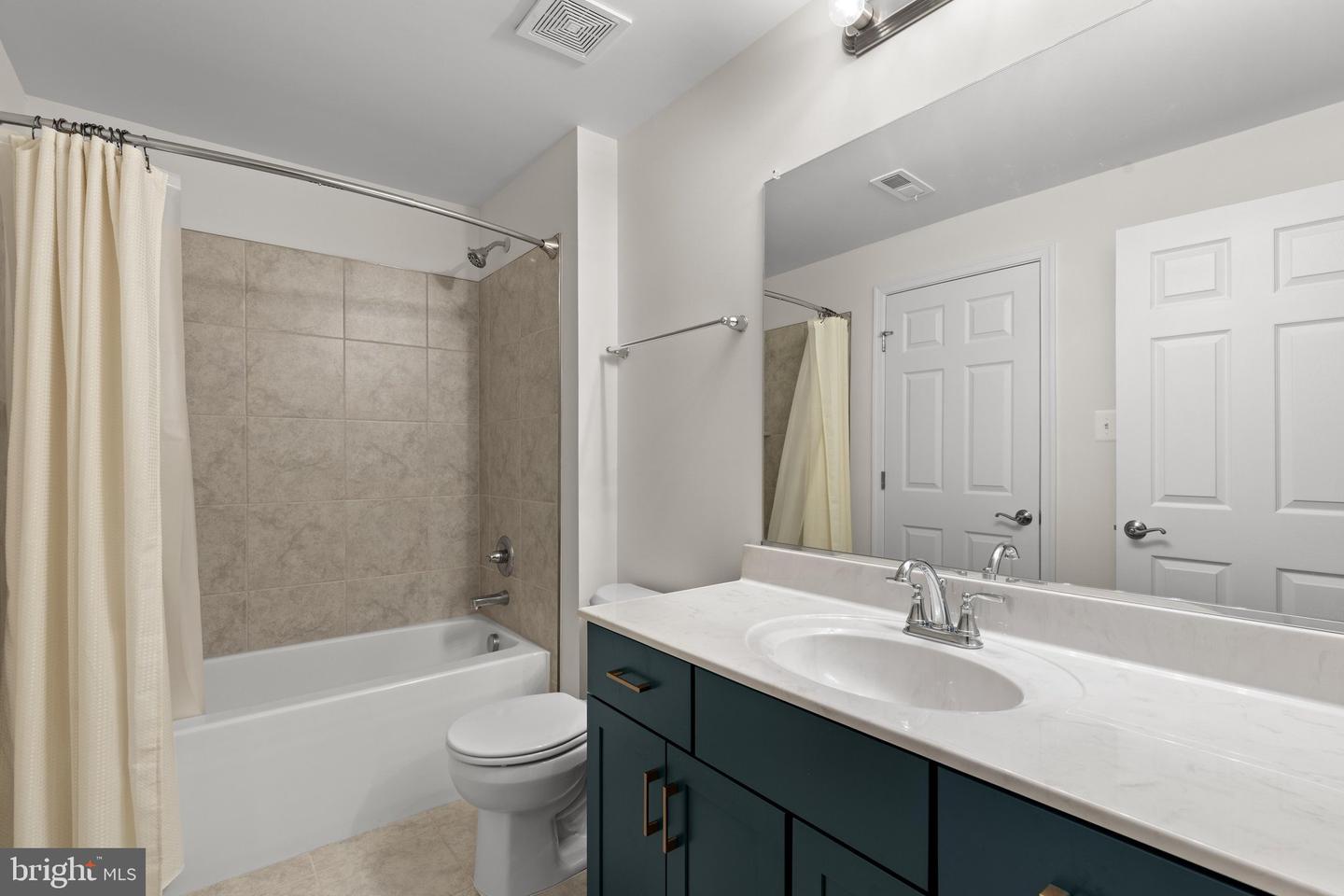 6 Helm Ct Property Photo 53