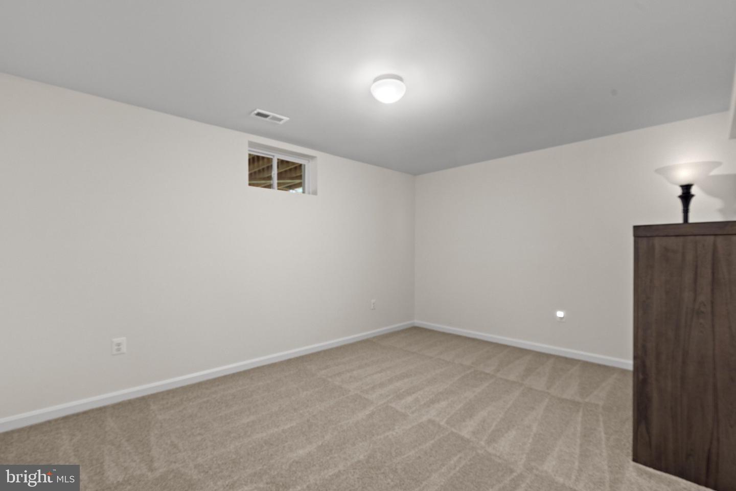 6 Helm Ct Property Photo 54
