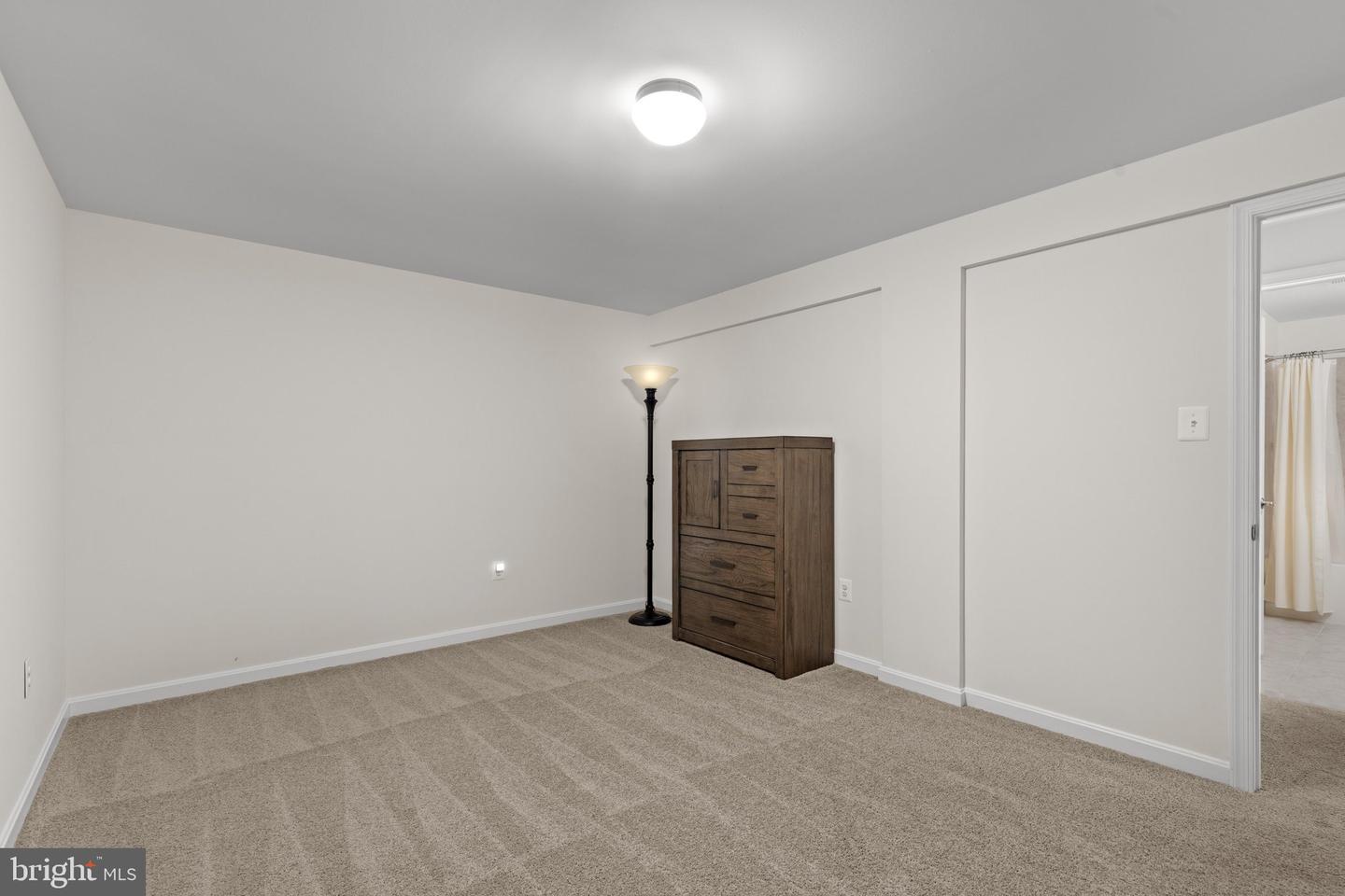 6 Helm Ct Property Photo 55