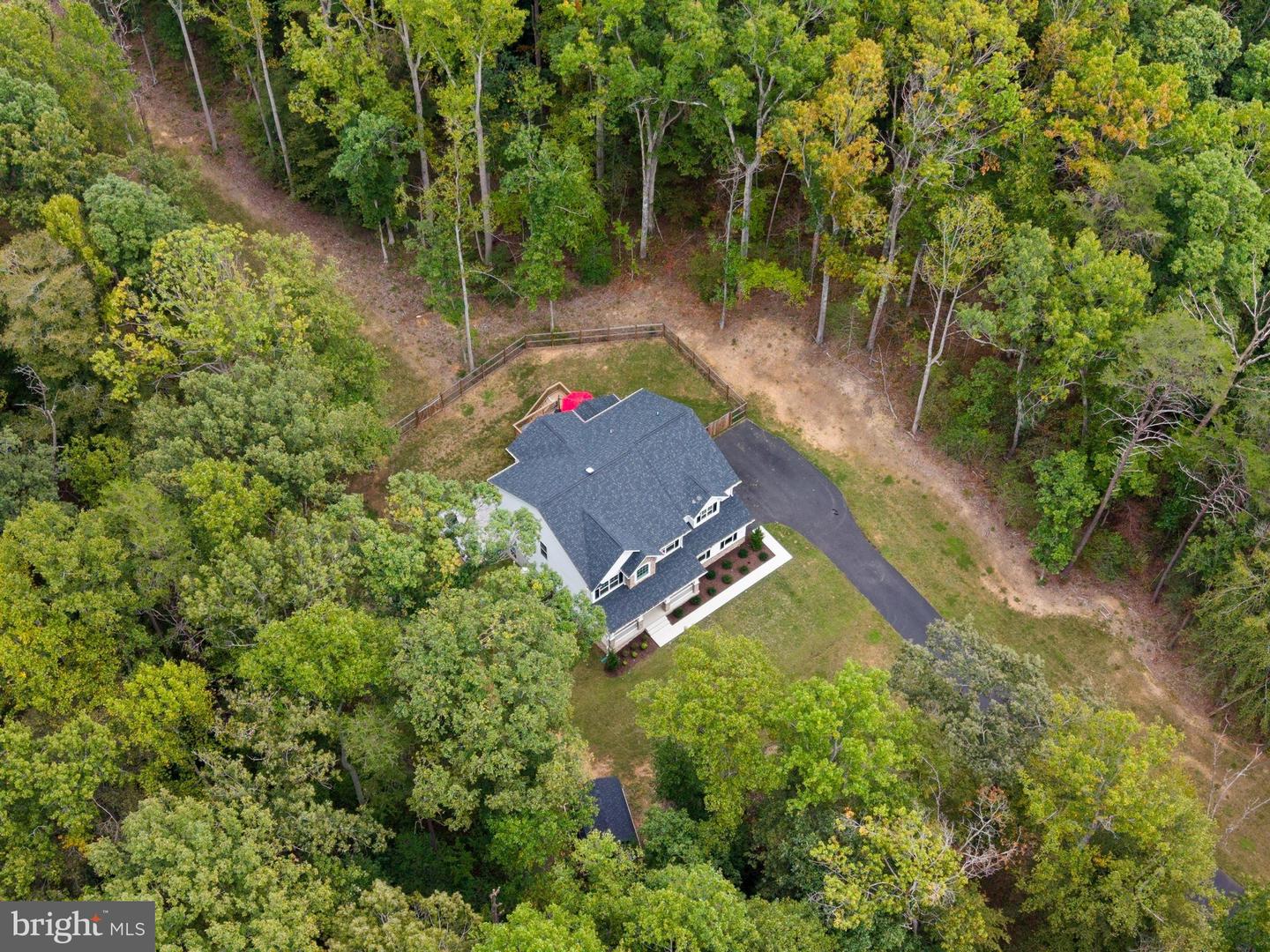 6 Helm Ct Property Photo 69