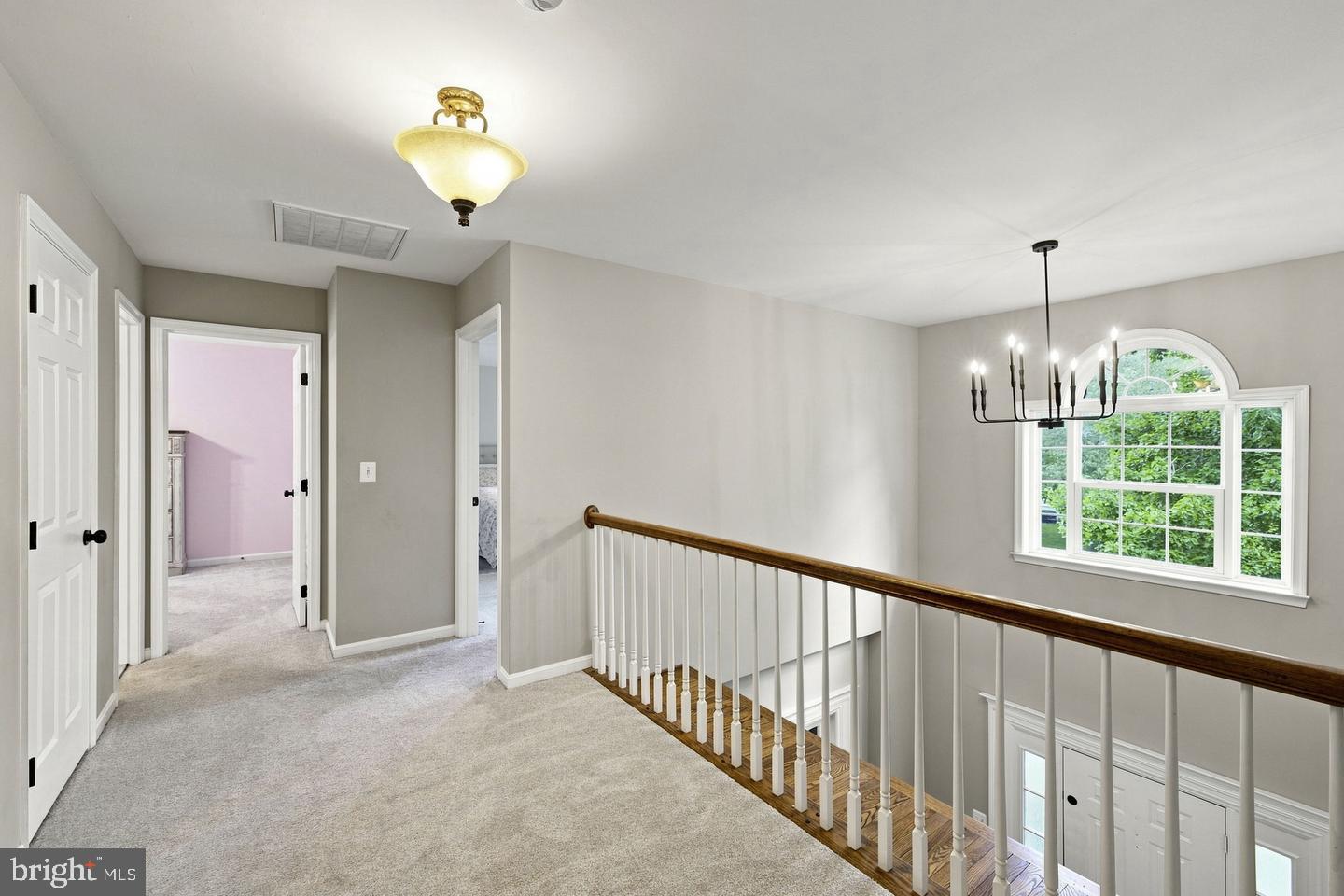 5 Lakewind Ln Property Photo 23