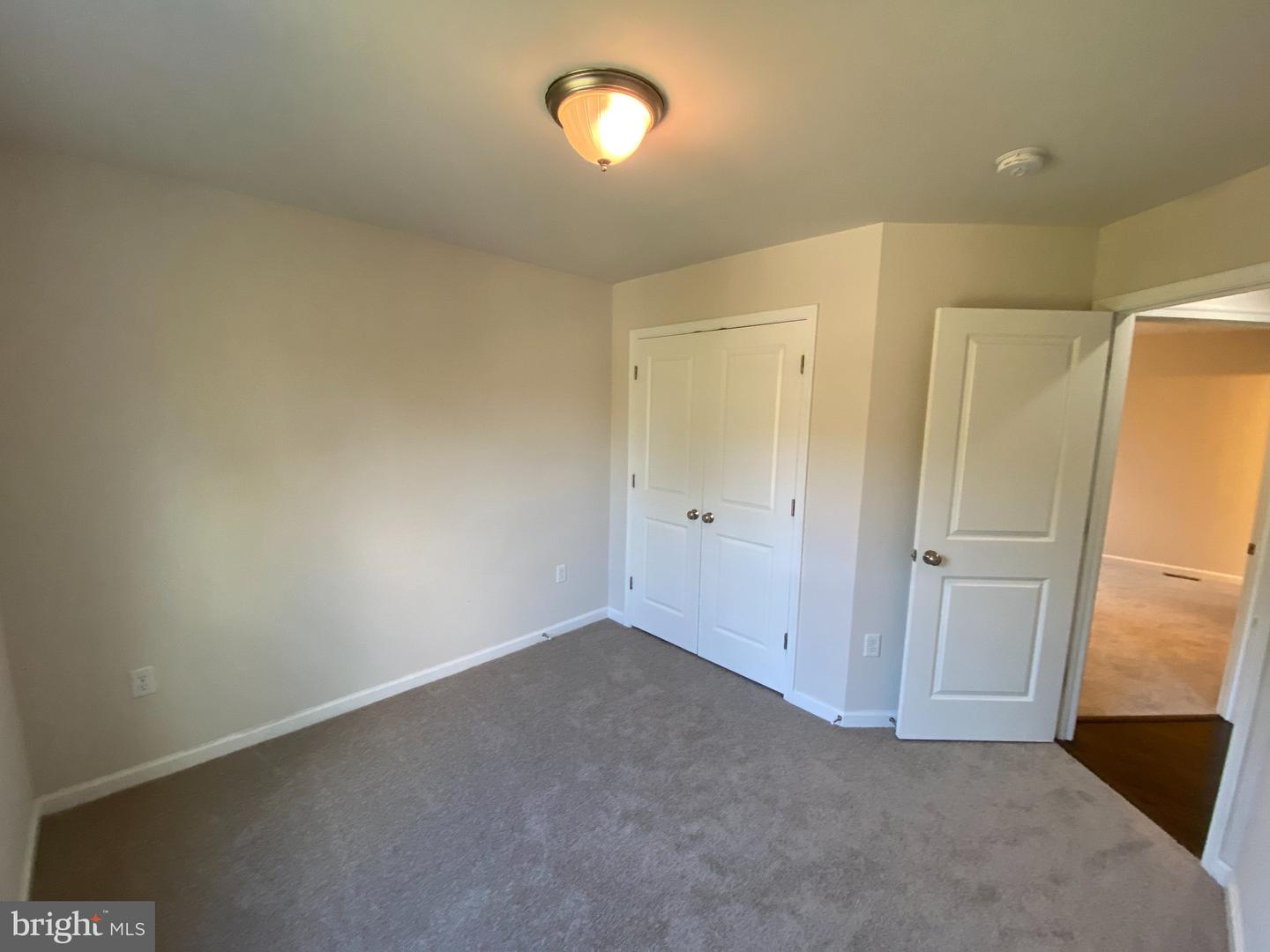 6 Howard Cir Property Photo 20