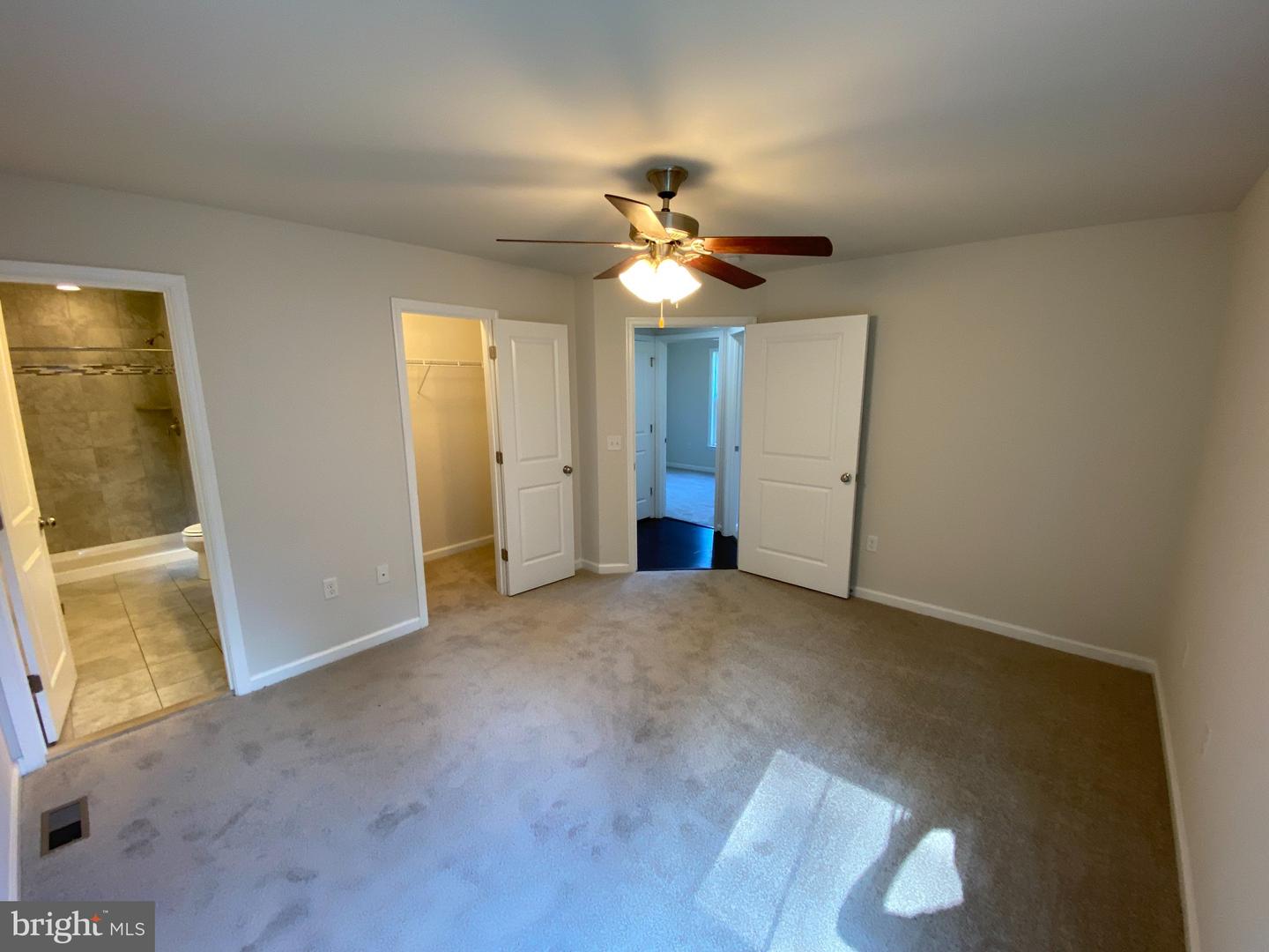 6 Howard Cir Property Photo 24