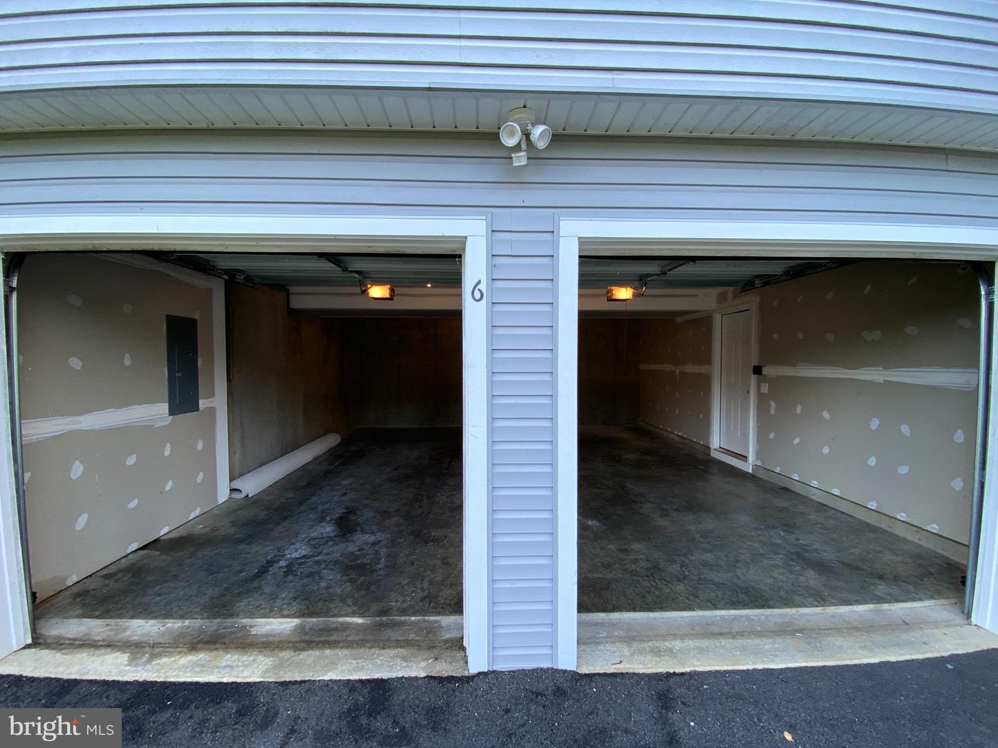 6 Howard Cir Property Photo 36