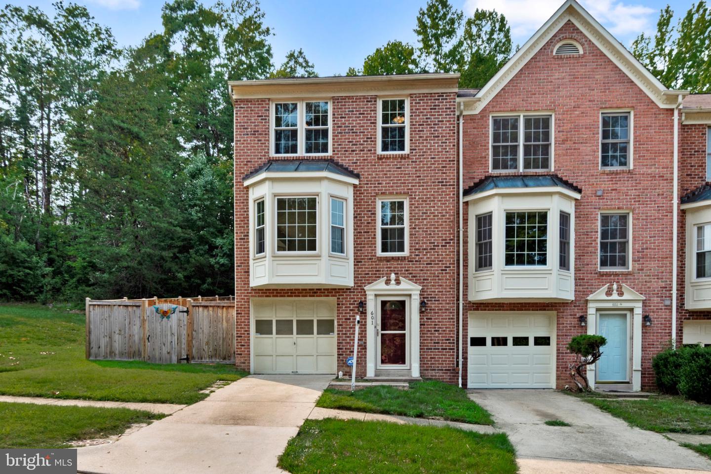 601 Twin Brook Ln Property Photo 1