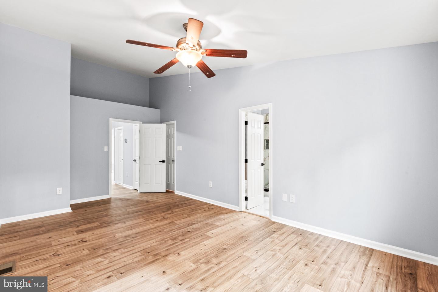 601 Twin Brook Ln Property Photo 5