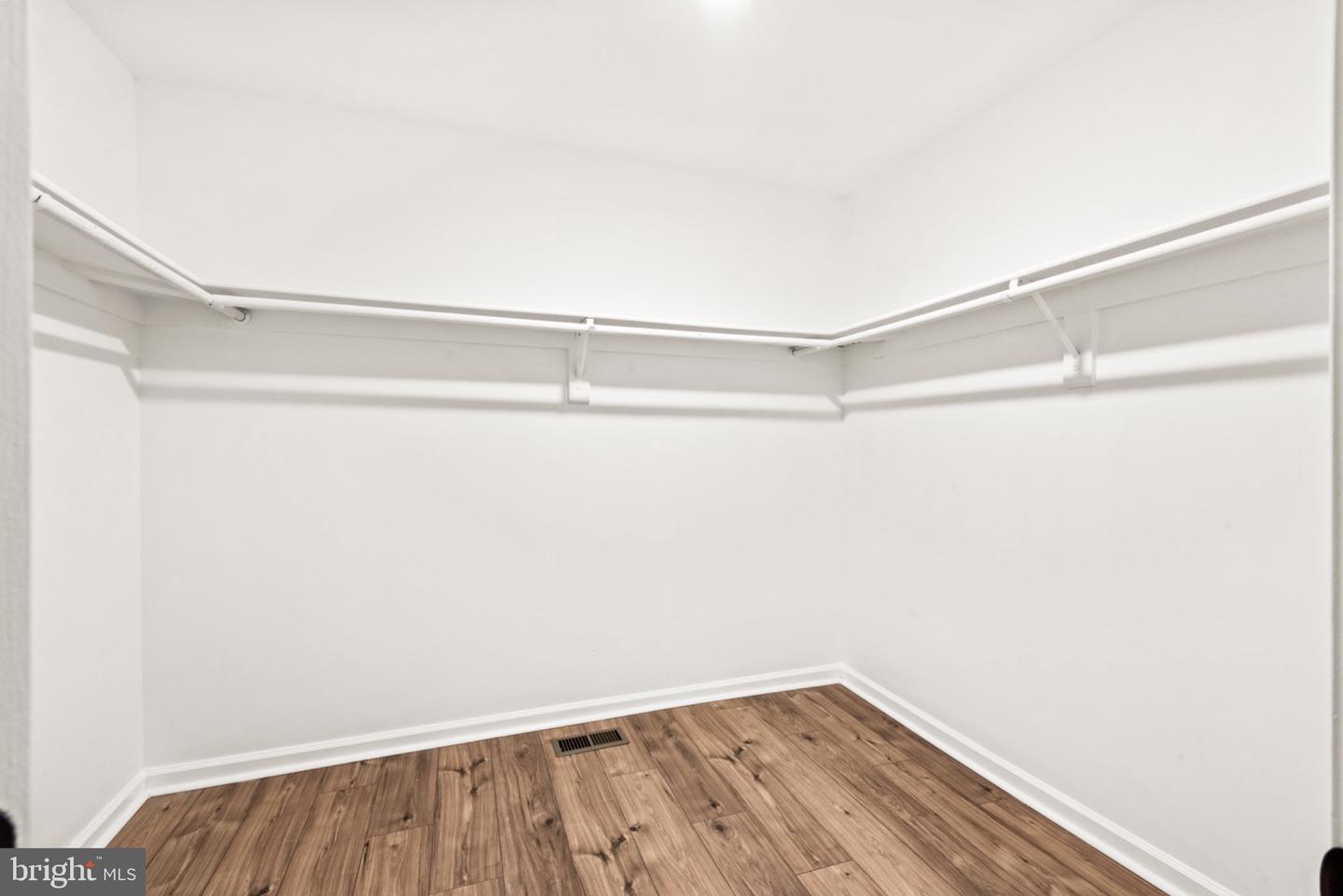 601 Twin Brook Ln Property Photo 40