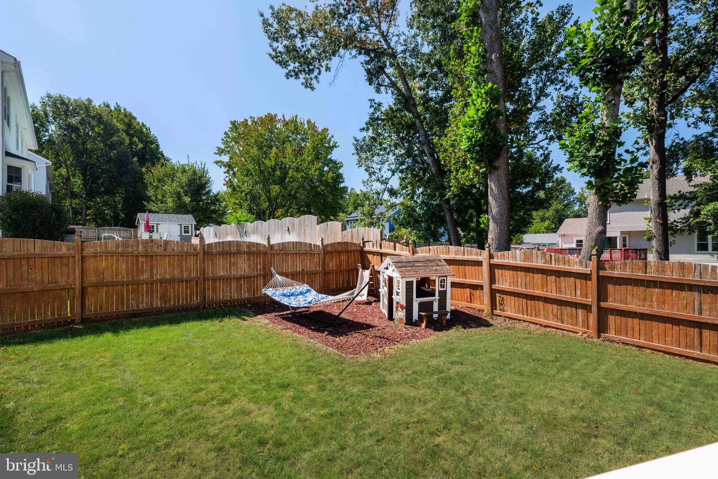 83 Spring Lake Dr Property Photo 8
