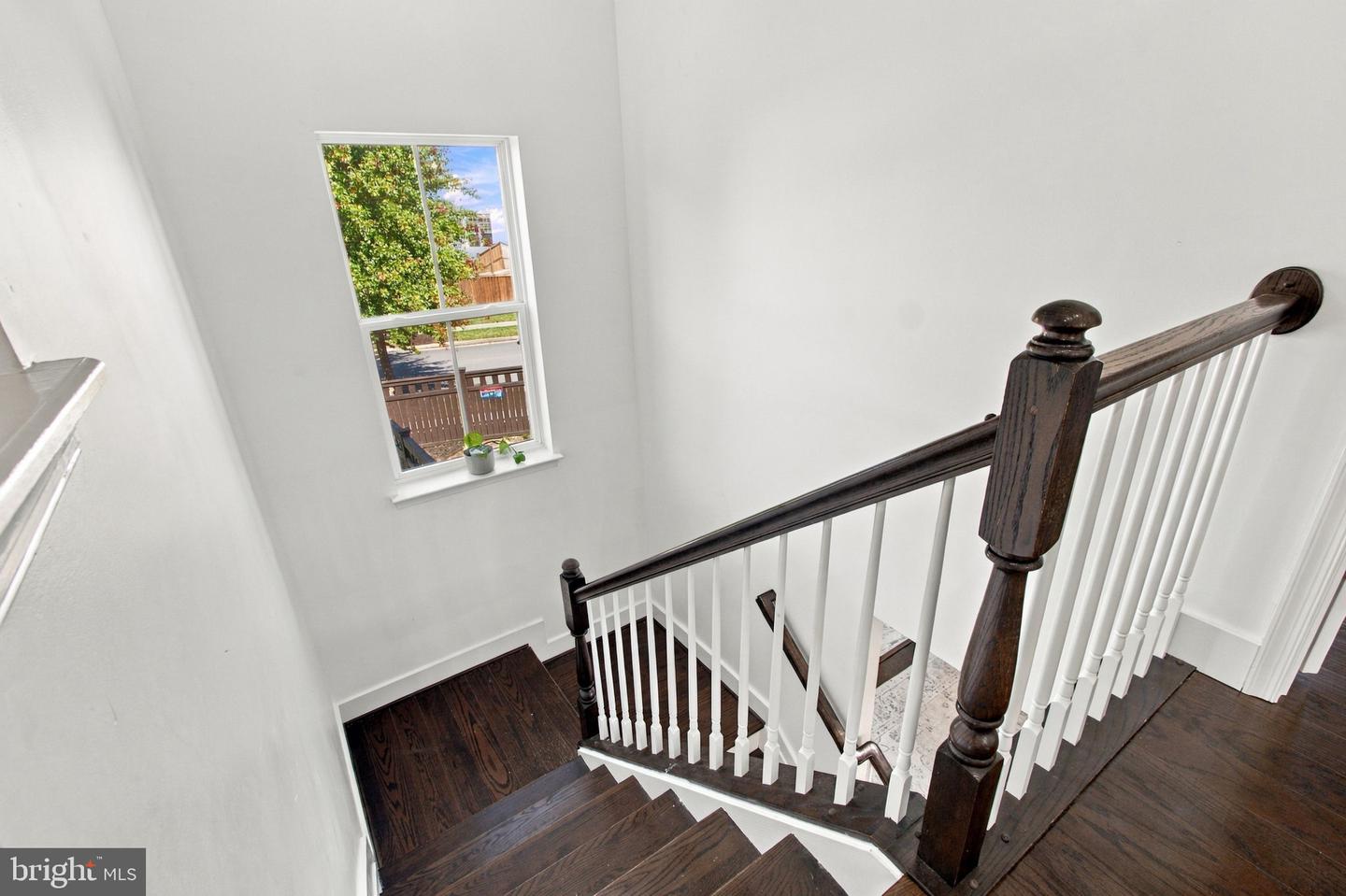 528 Apricot St Property Photo 28