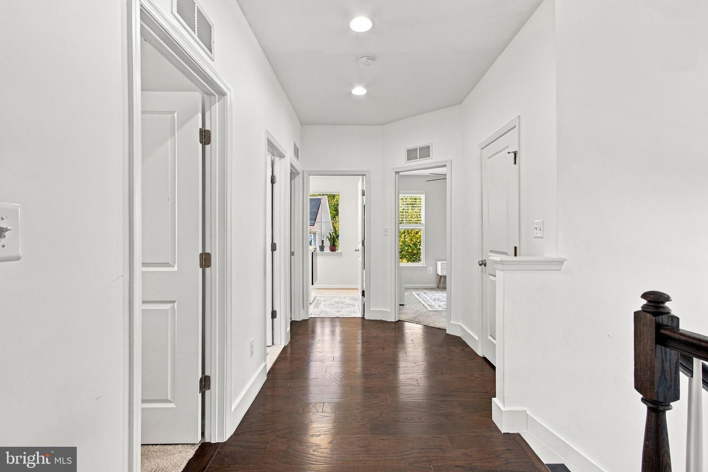 528 Apricot St Property Photo 31