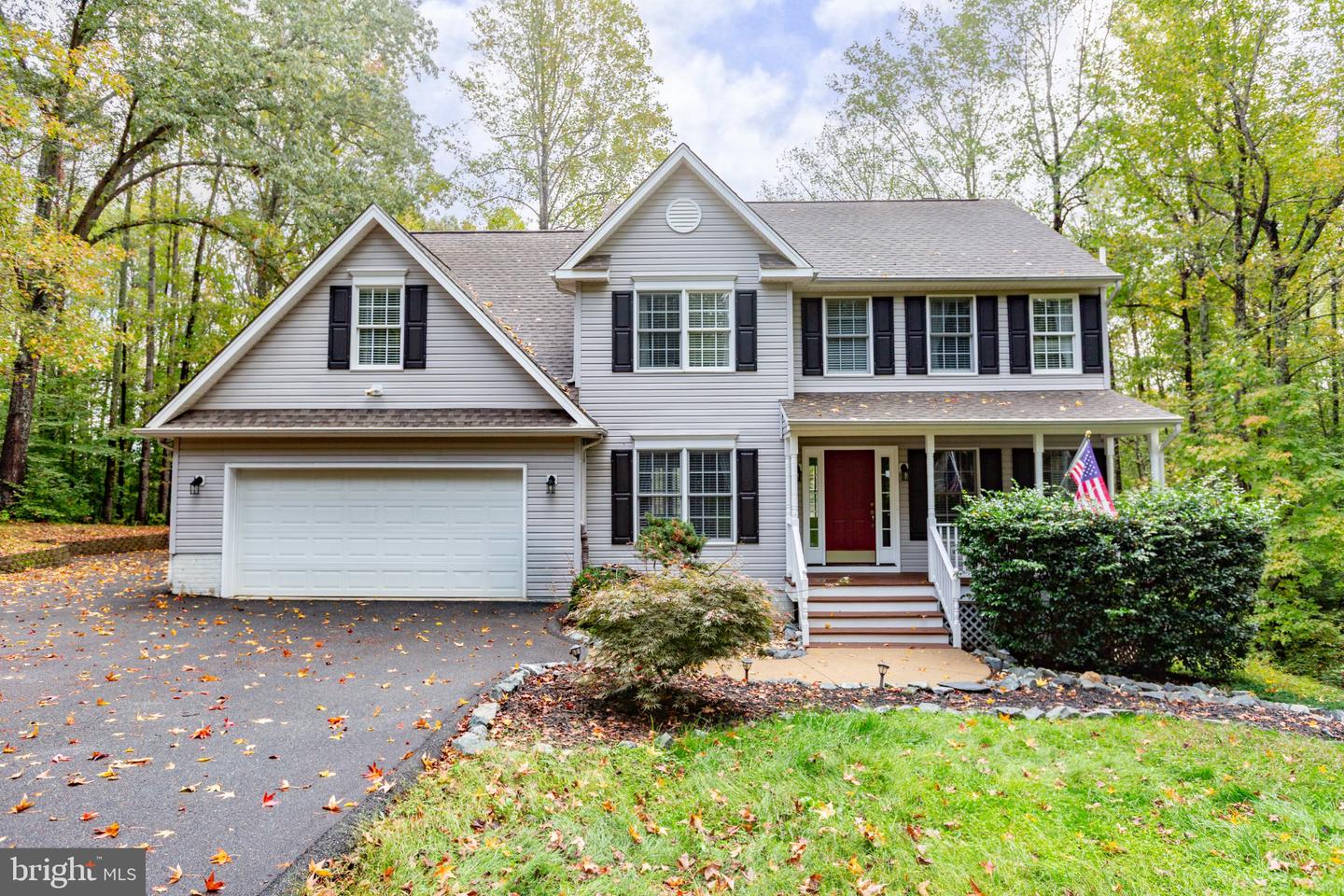 300 SANDY RIDGE RD Property Photo 1