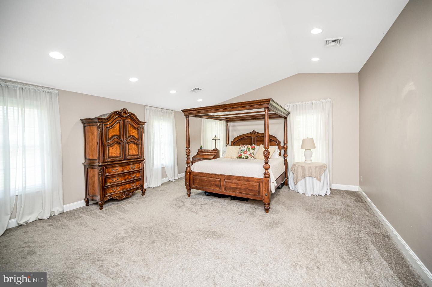 VAST2054796 Property Photo 22