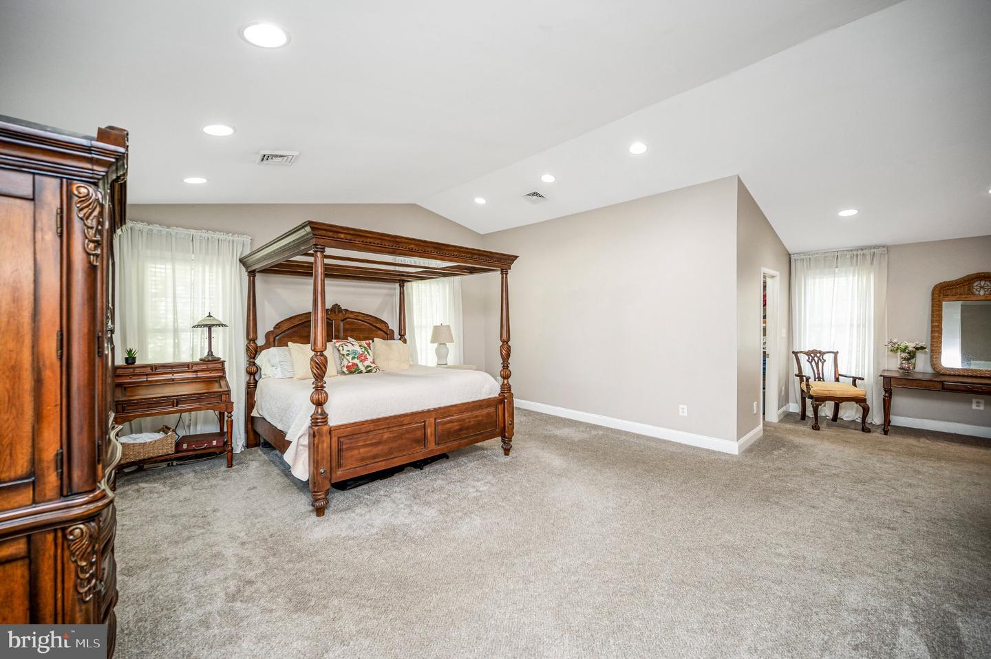 VAST2054796 Property Photo 23