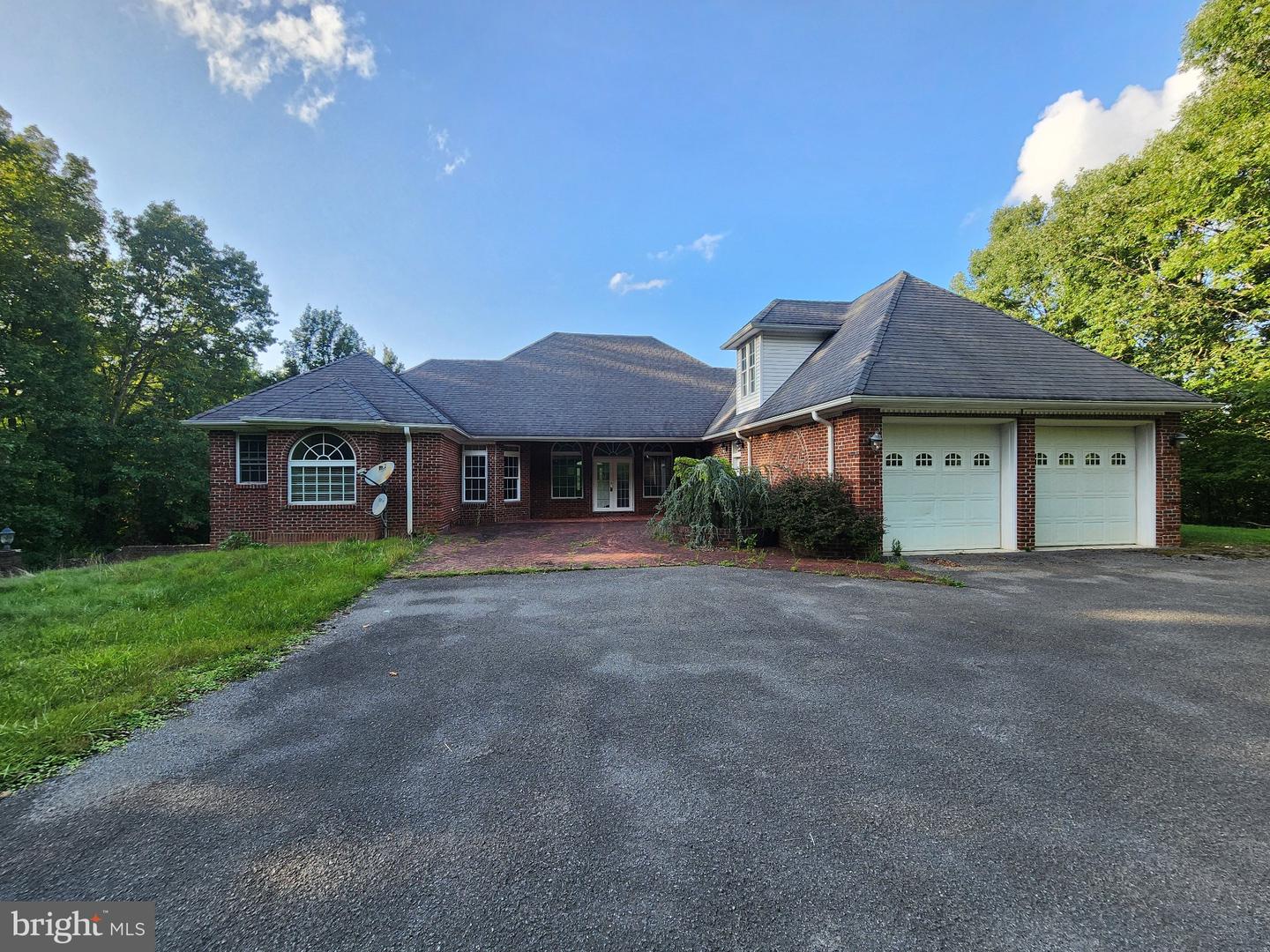 125 Meadowbrook Ln Property Photo 8
