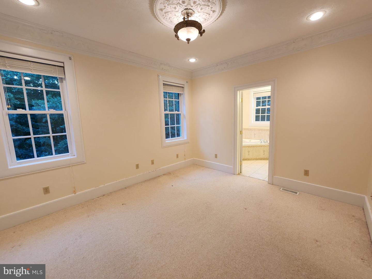 125 Meadowbrook Ln Property Photo 51