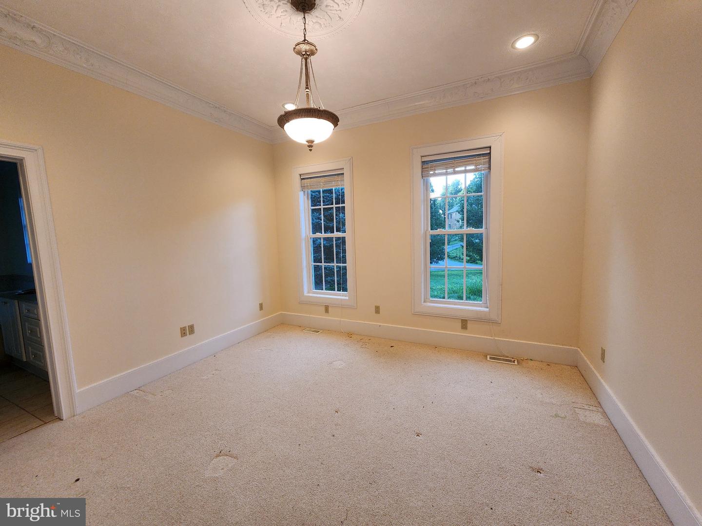 125 Meadowbrook Ln Property Photo 56
