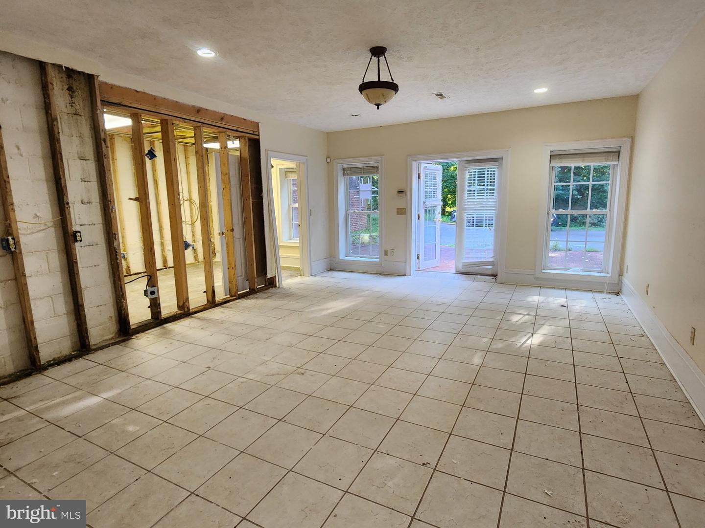 125 Meadowbrook Ln Property Photo 62