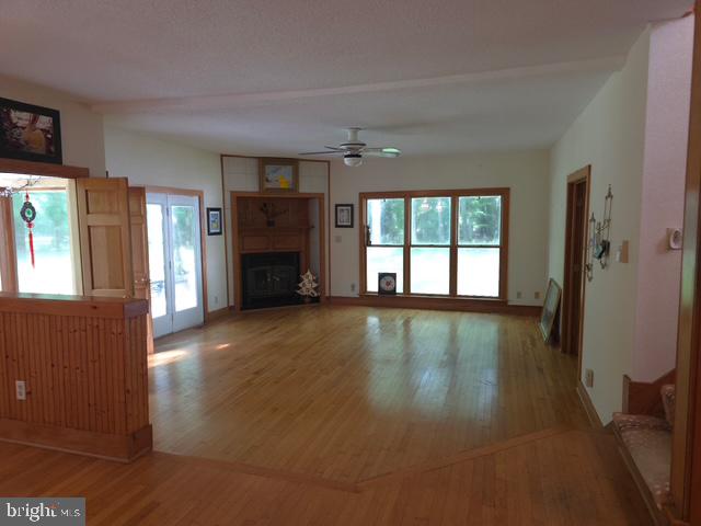 1521 Sandbridge Road Property Photo 9