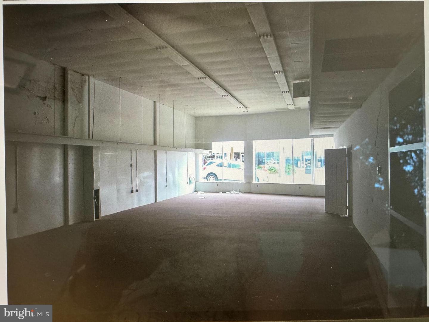 322 W Main St Property Photo 4