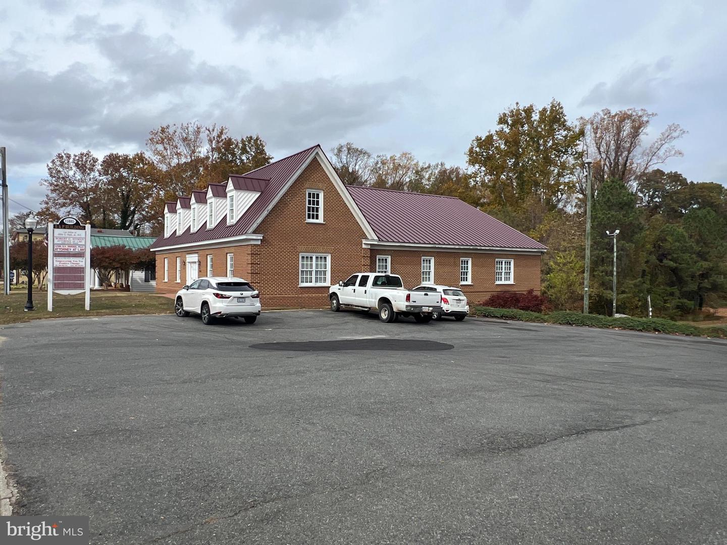 15885 Kings Highway Property Photo 4