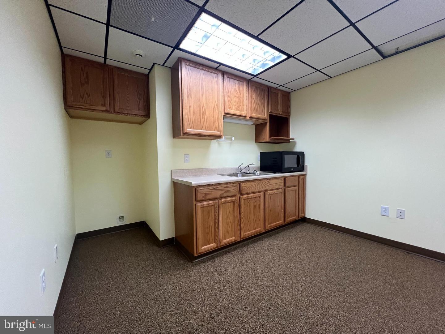 15885 Kings Highway Property Photo 18