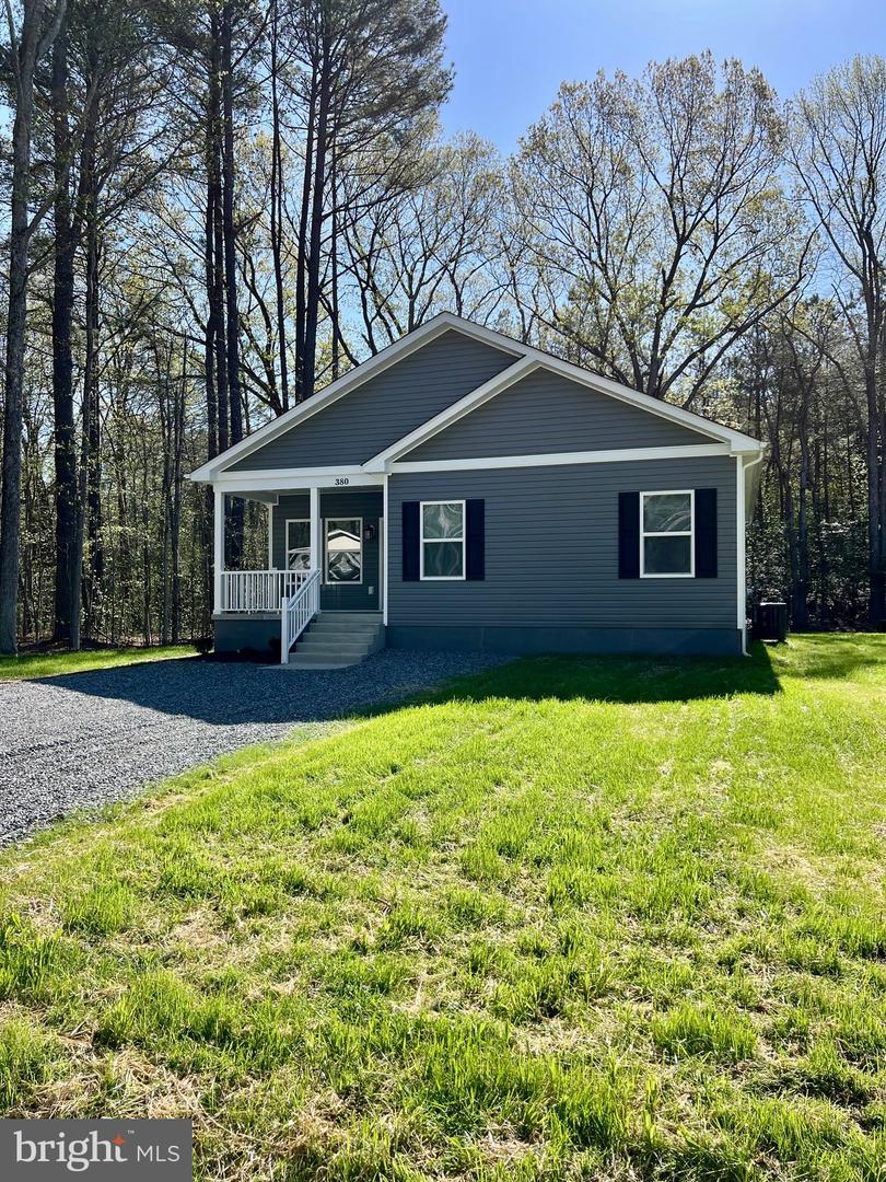 380 Circle Ln Property Photo