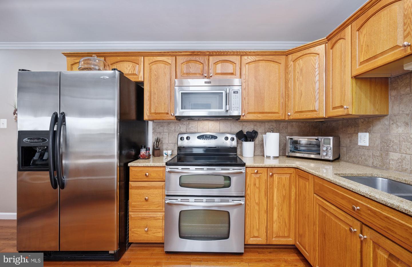 21 Waterview Pt Property Photo 8