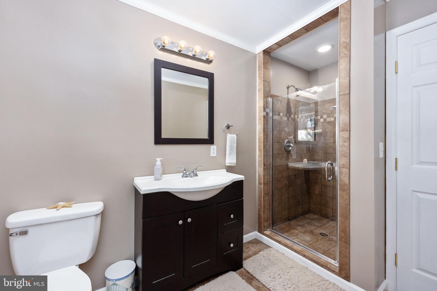 21 Waterview Pt Property Photo 17