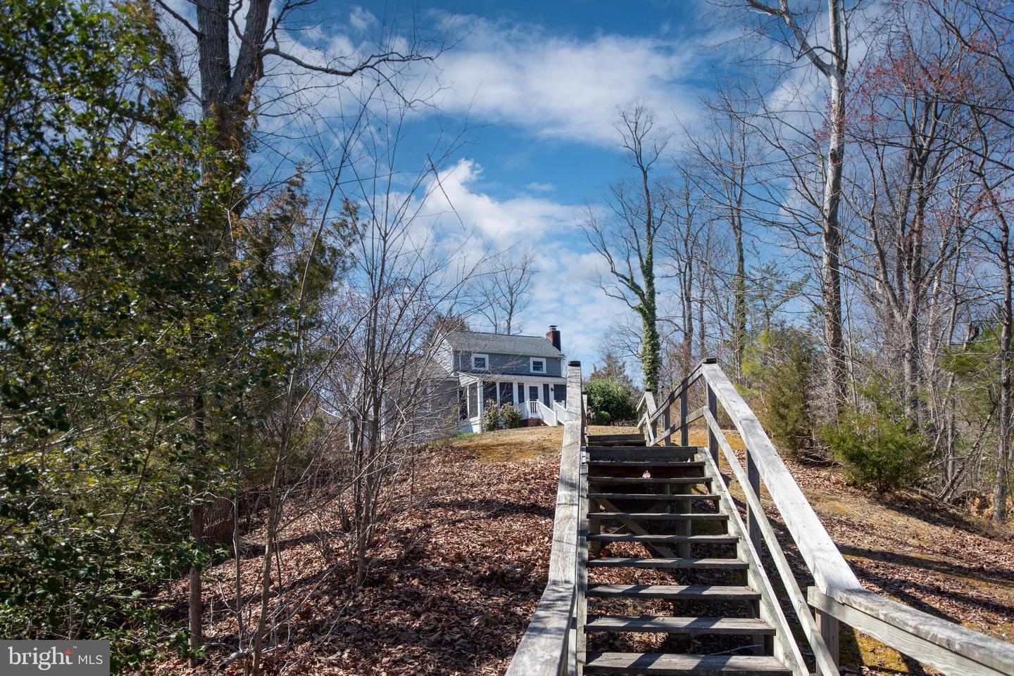 993 Edge Hill Property Photo 11