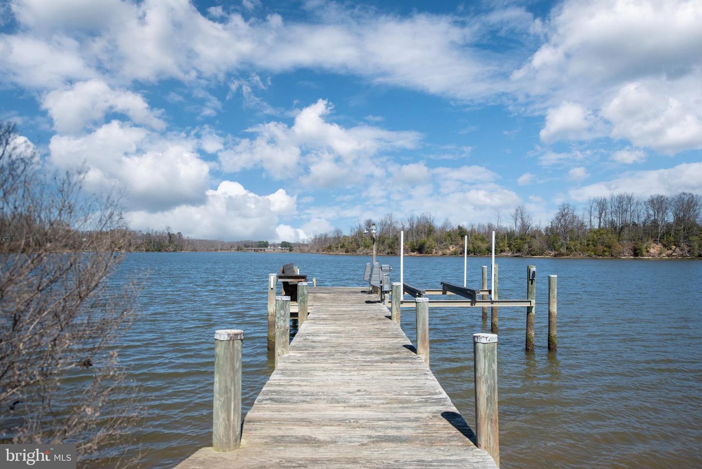 993 Edge Hill Property Photo 17