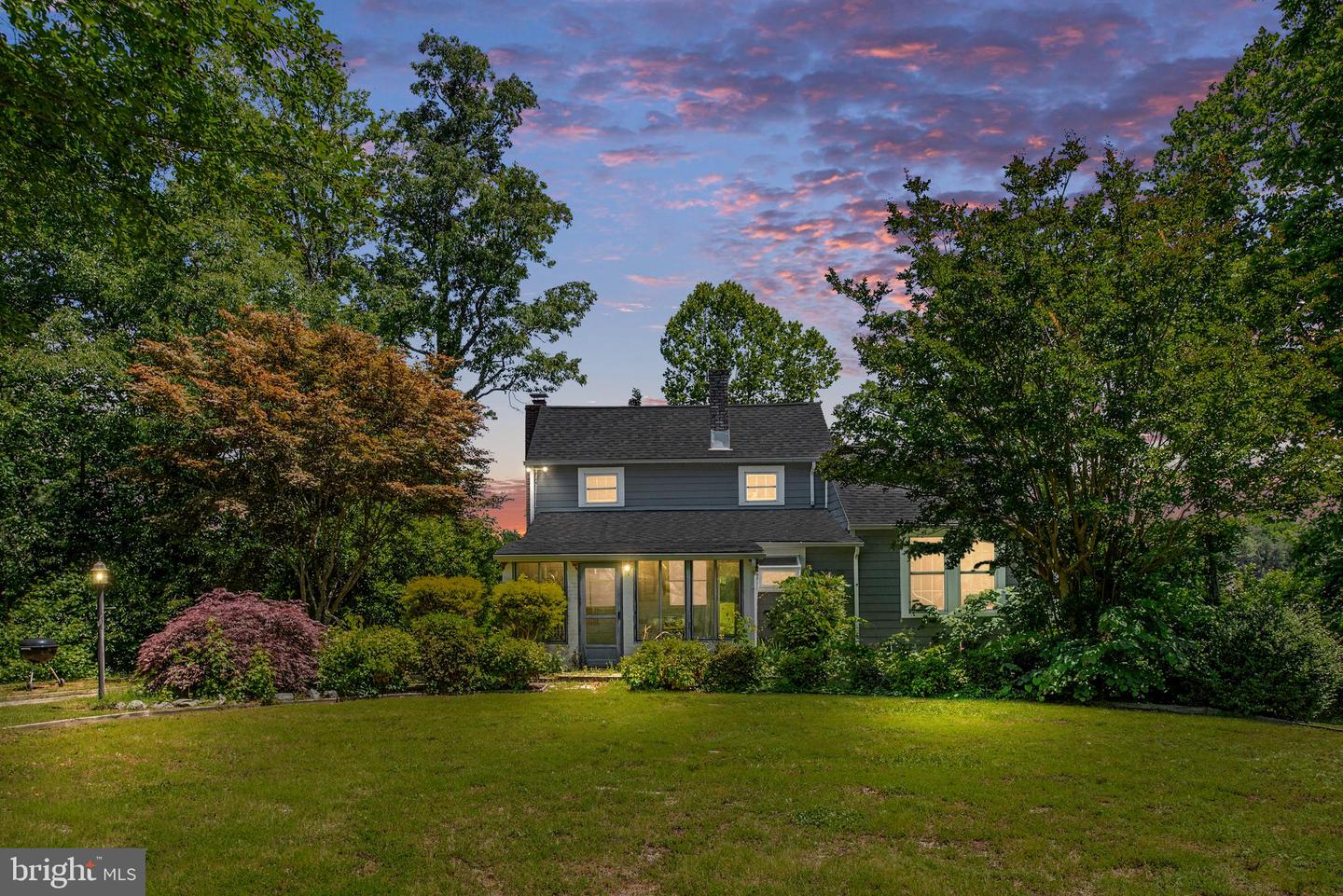 993 Edge Hill Property Photo 21