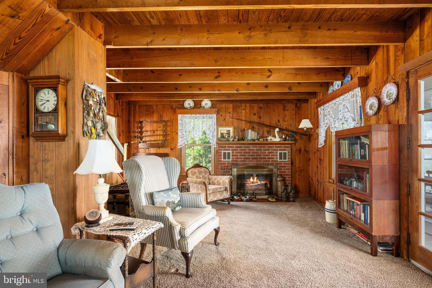 993 Edge Hill Property Photo 25