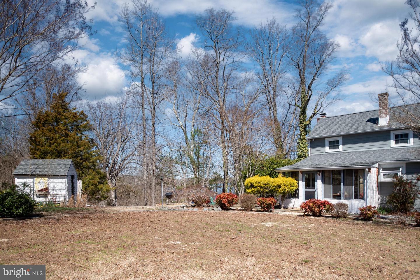 993 Edge Hill Property Photo 53