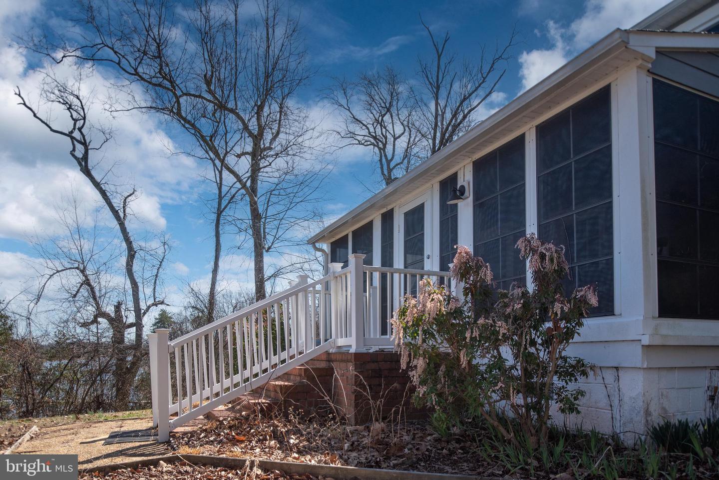 993 Edge Hill Property Photo 59