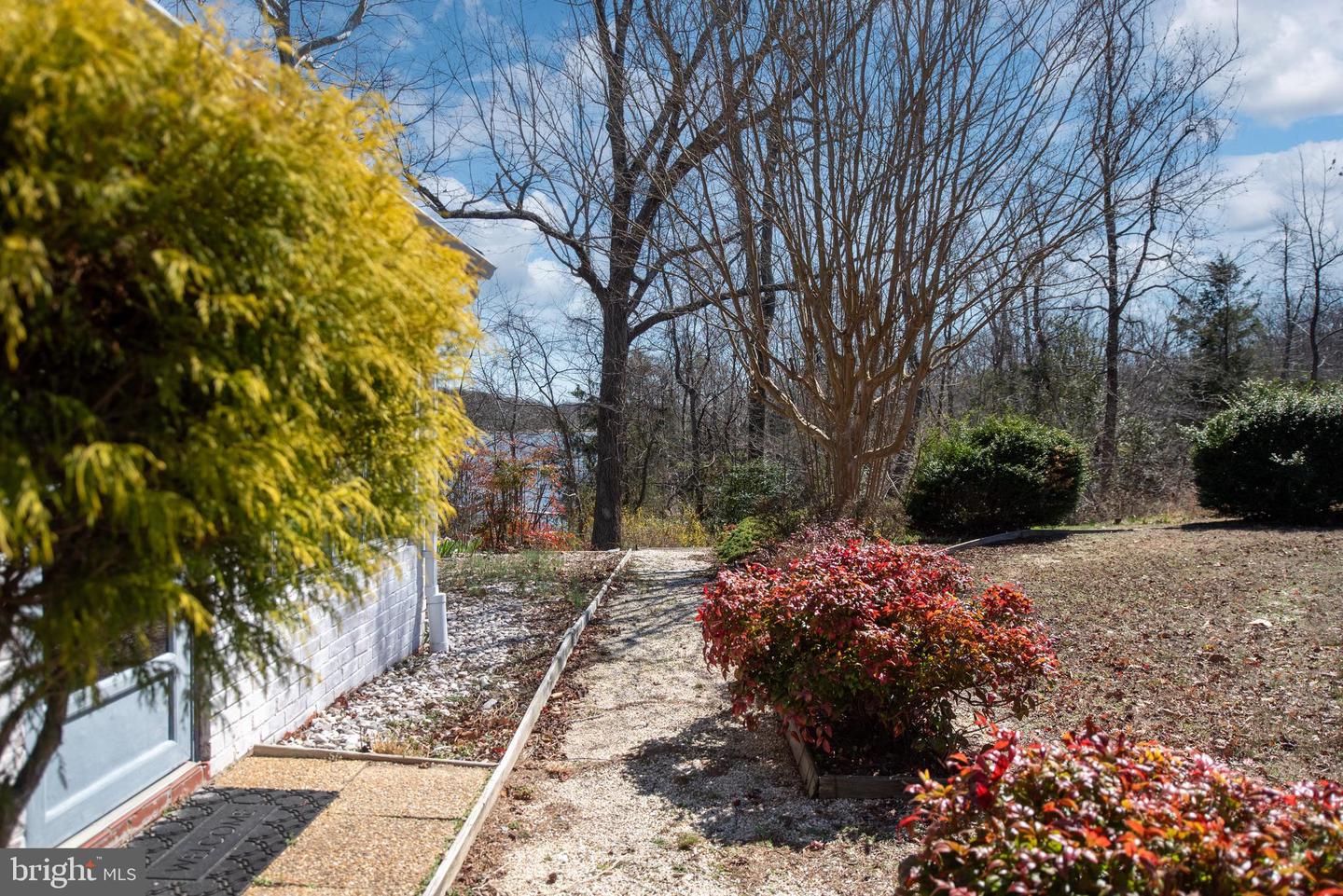 993 Edge Hill Property Photo 67