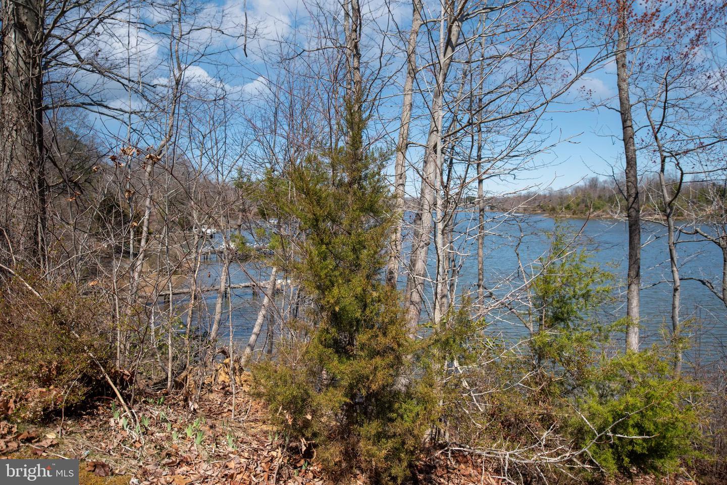 993 Edge Hill Property Photo 76