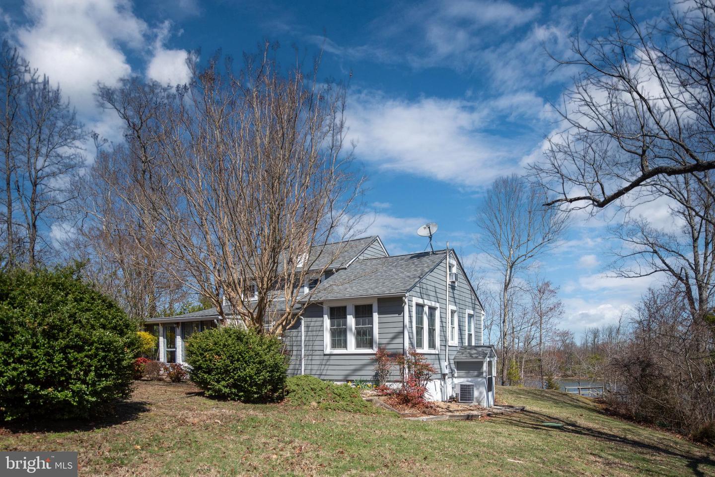 993 Edge Hill Property Photo 81