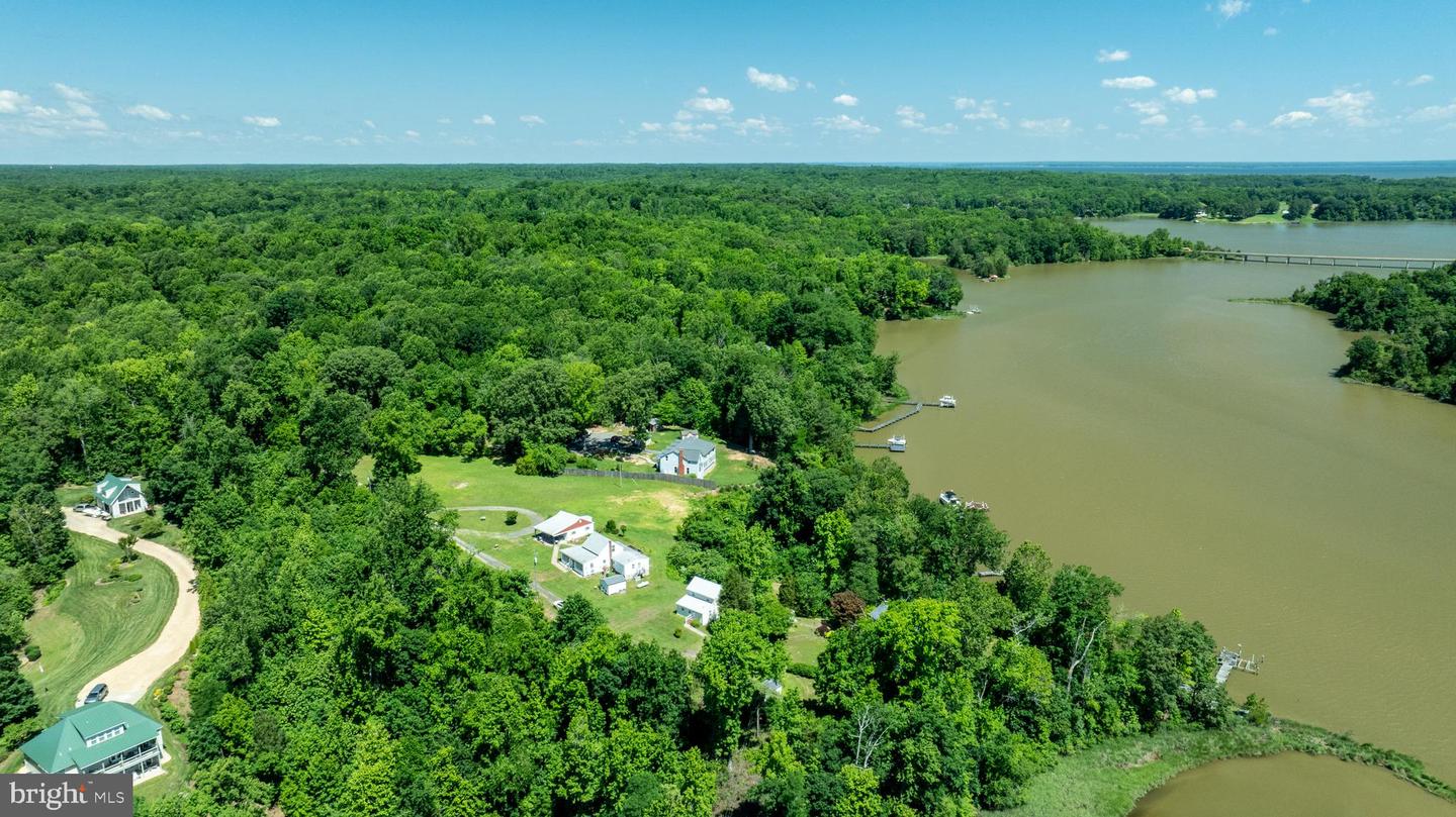 993 Edge Hill Property Photo 87