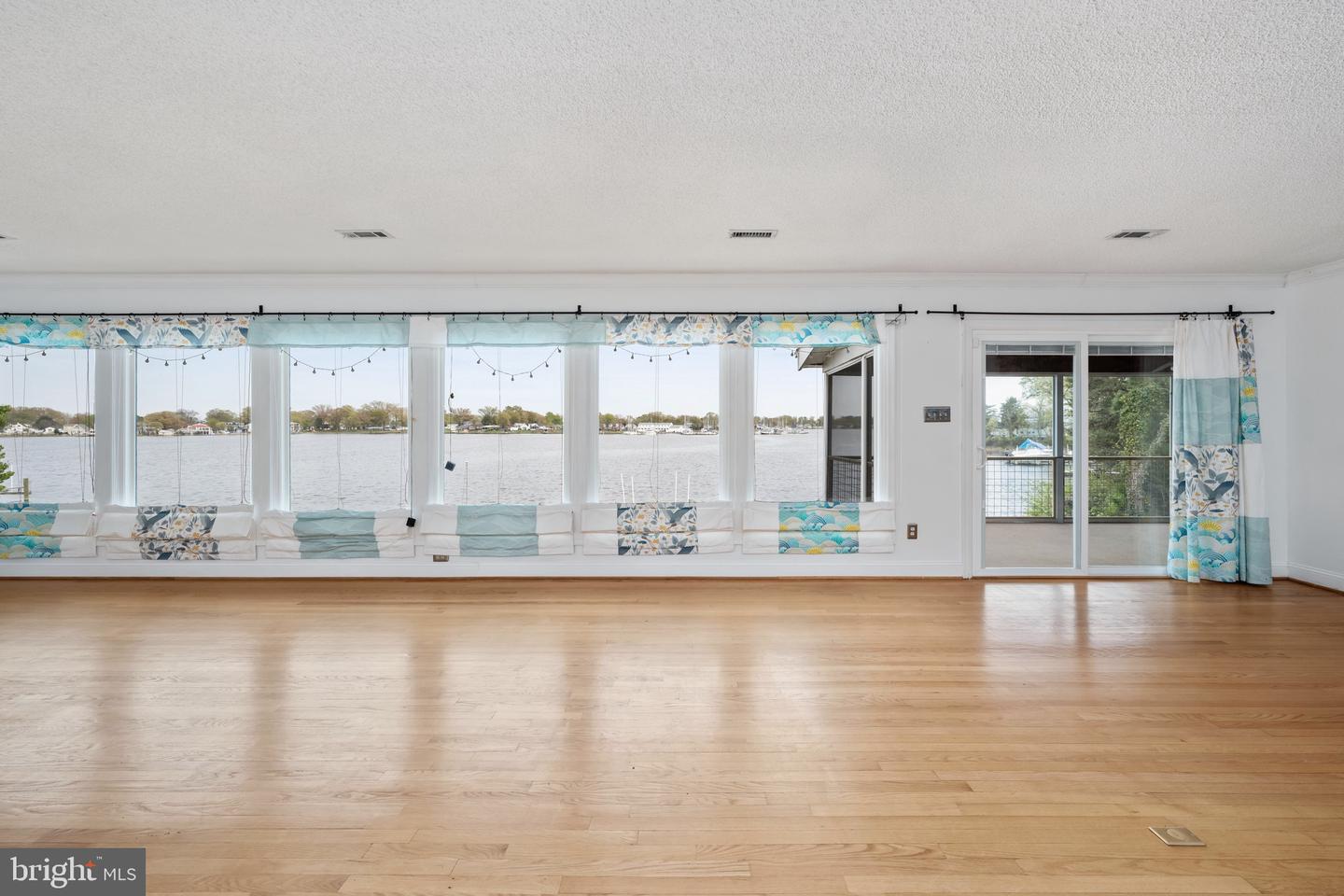 36 Waterview Point Property Photo 11